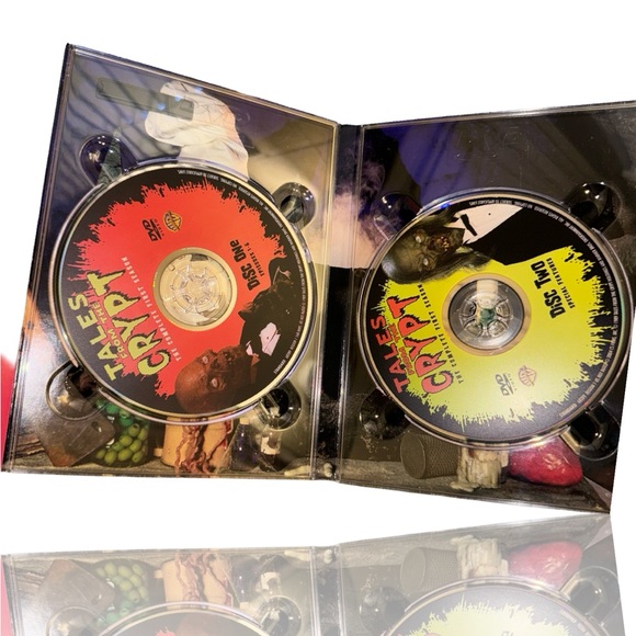 Tales from the Crypt: Season 1 DVD Set: Limited Edition: HBO: Horror Anthology - Picture 5 of 6